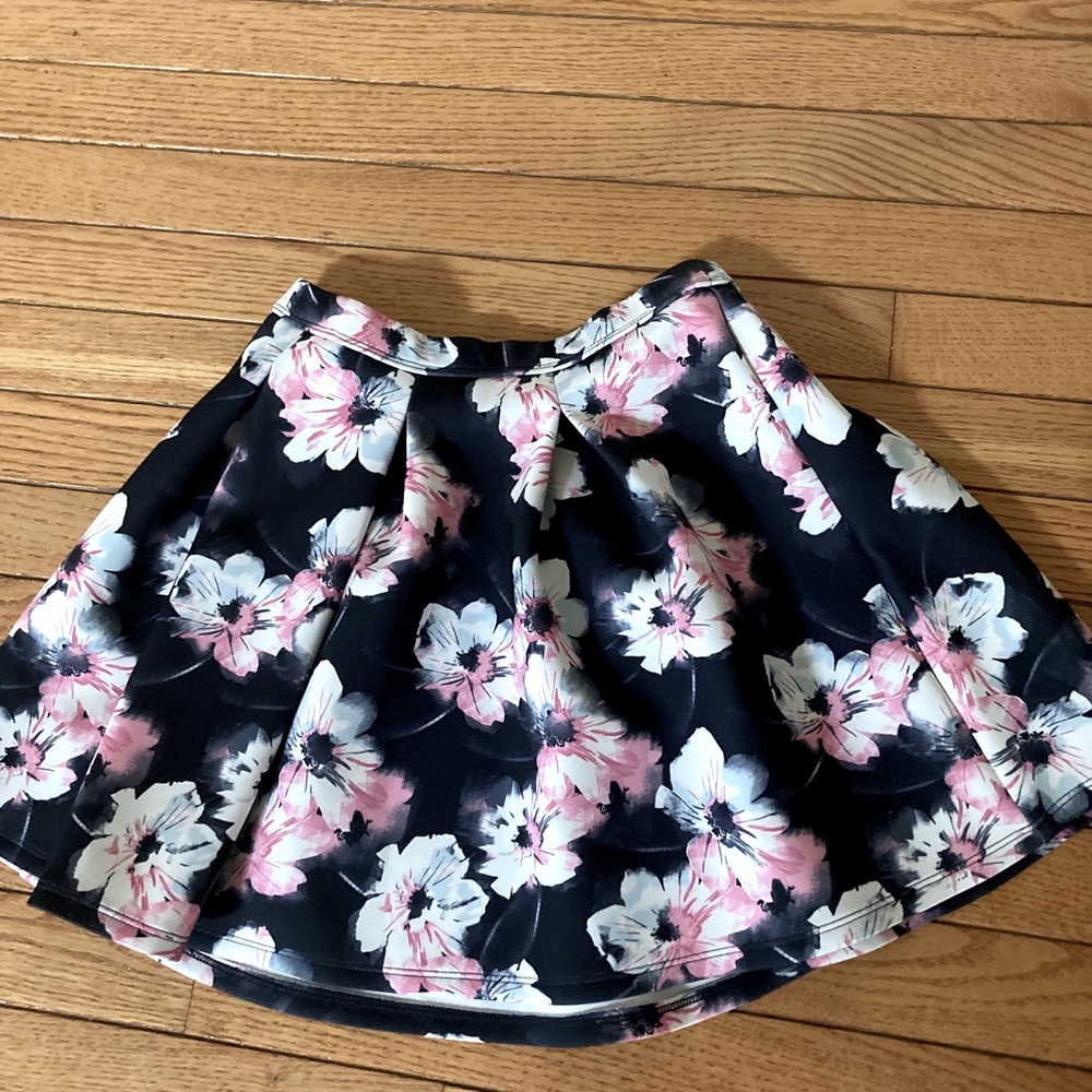 Girls skirt